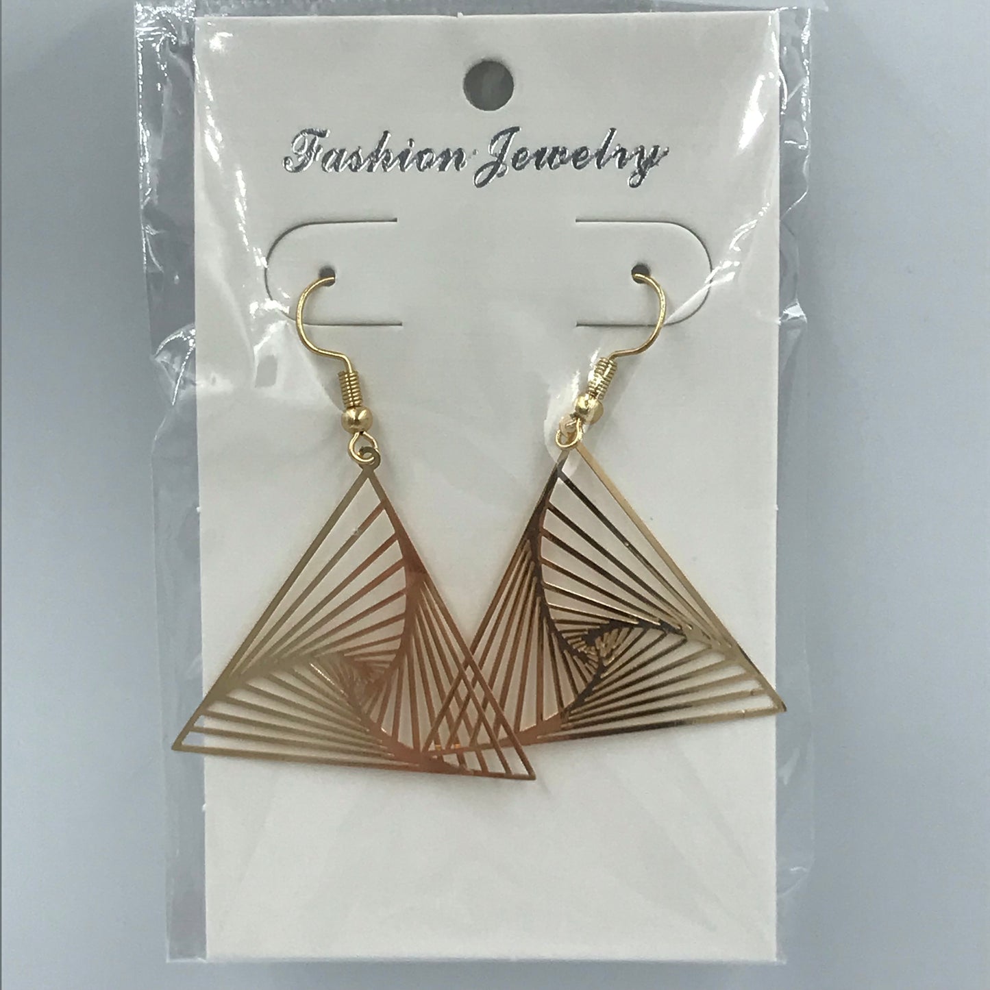 Boucles d'oreilles triangles motifs graphiques géométriques