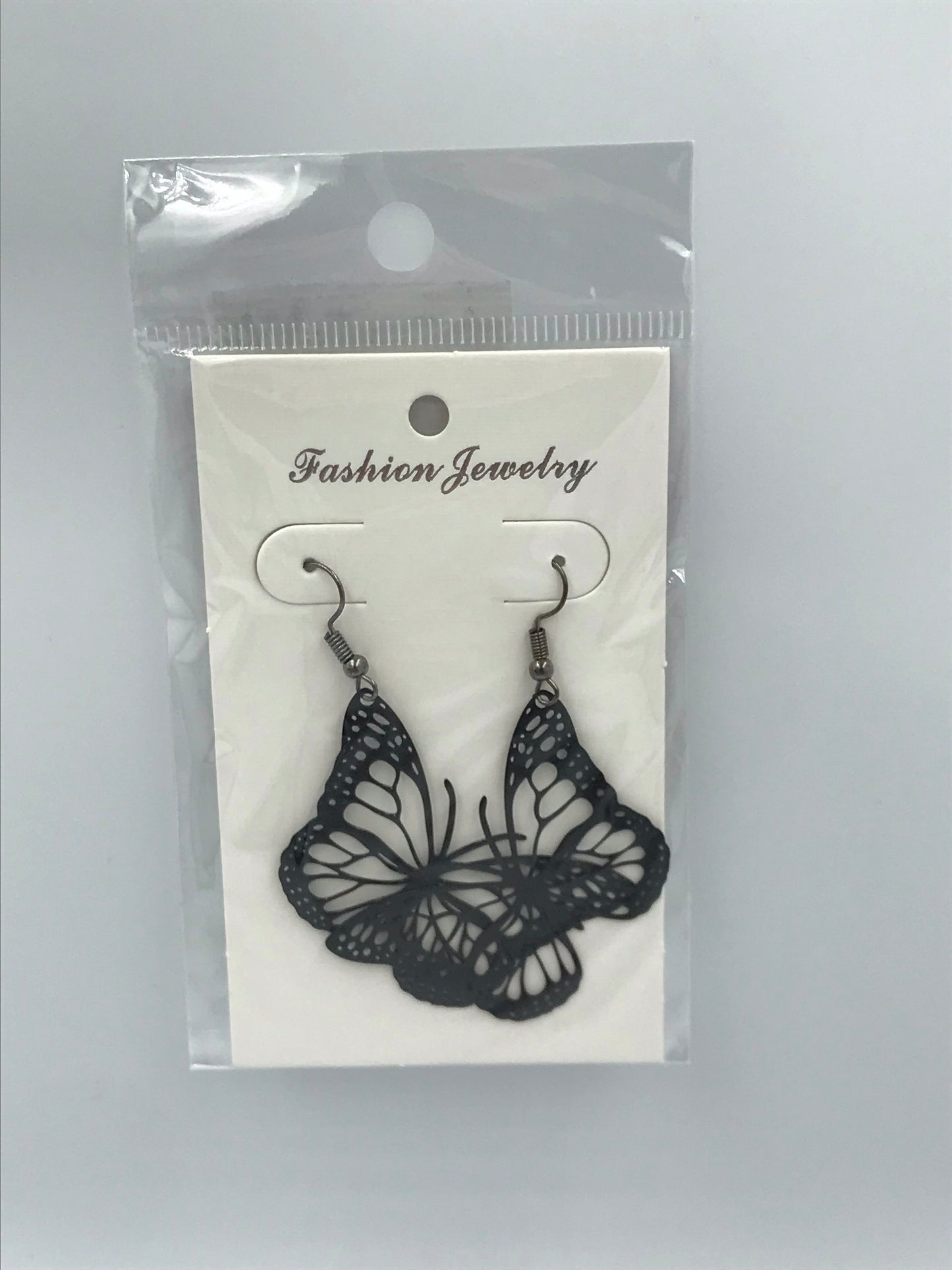 Boucles d'oreilles fantaisie motif papillon pendantes